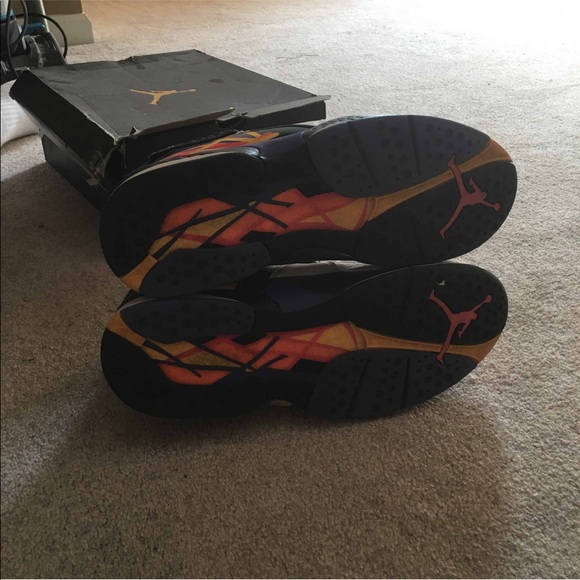 Jordan 8’s 3 peat - Picture 3 of 5